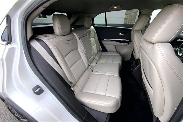 Used 2023 Cadillac XT4 Luxury w/ Cold Weather Package AWD/4WD image 26