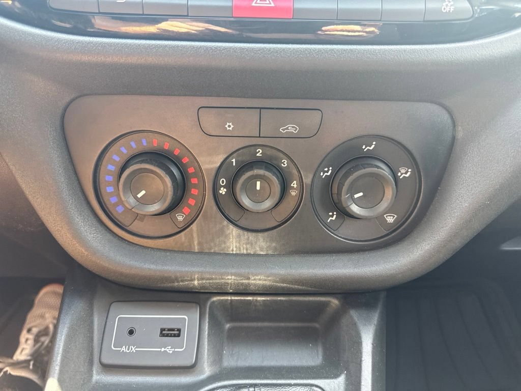 Used 2019 RAM ProMaster City Tradesman FWD image 16