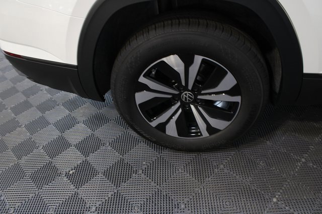 New 2026 Volkswagen Atlas SE image 26