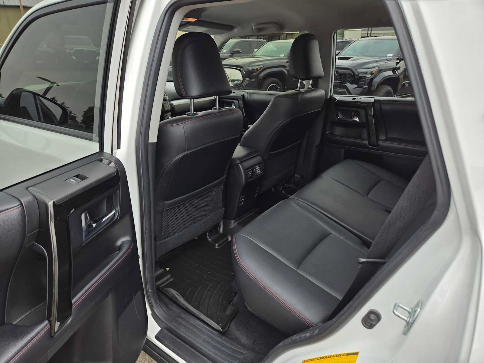 Used 2019 Toyota 4Runner TRD Off-Road Premium AWD/4WD image 19