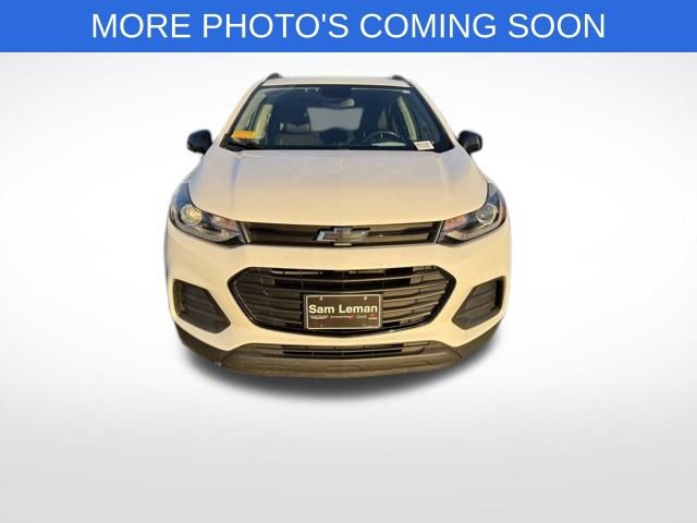 Used 2018 Chevrolet Trax LT w/ Sun & Sound Package image 9