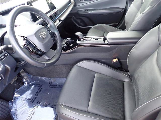 Used 2024 Toyota Prius XLE AWD/4WD image 11