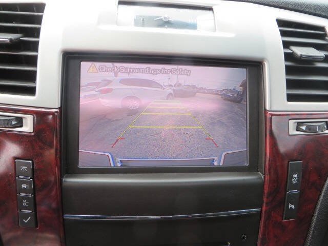 Used 2013 Cadillac Escalade EXT Luxury AWD/4WD image 28