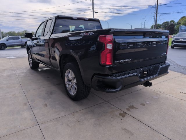Used 2021 Chevrolet Silverado 1500 Custom AWD/4WD image 6