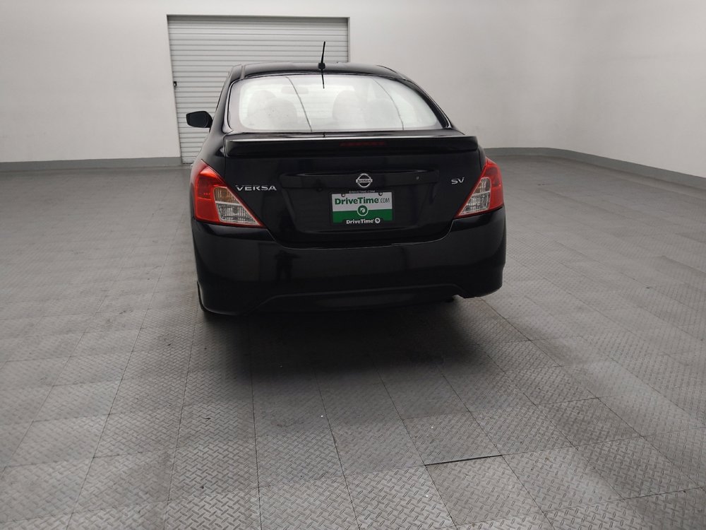Used 2019 Nissan Versa SV FWD image 6