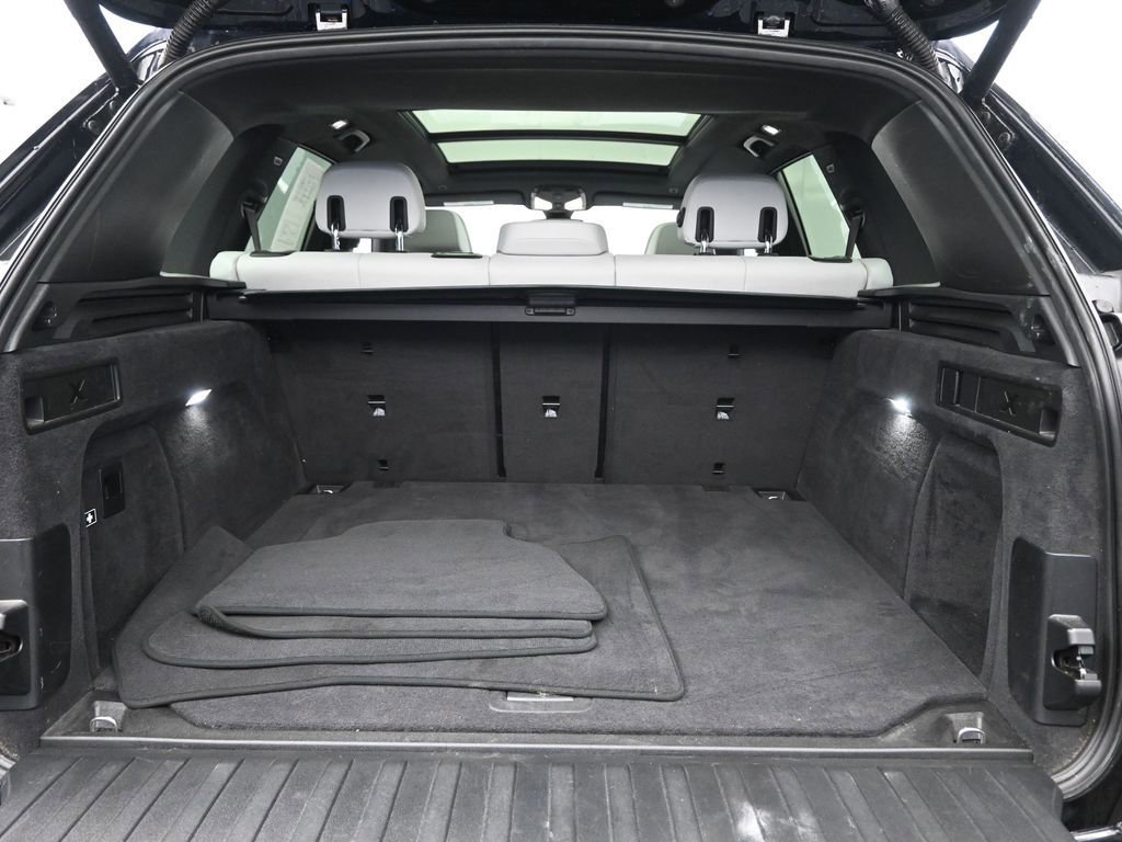 Used 2023 BMW X5 xDrive40i w/ M Sport Package image 32