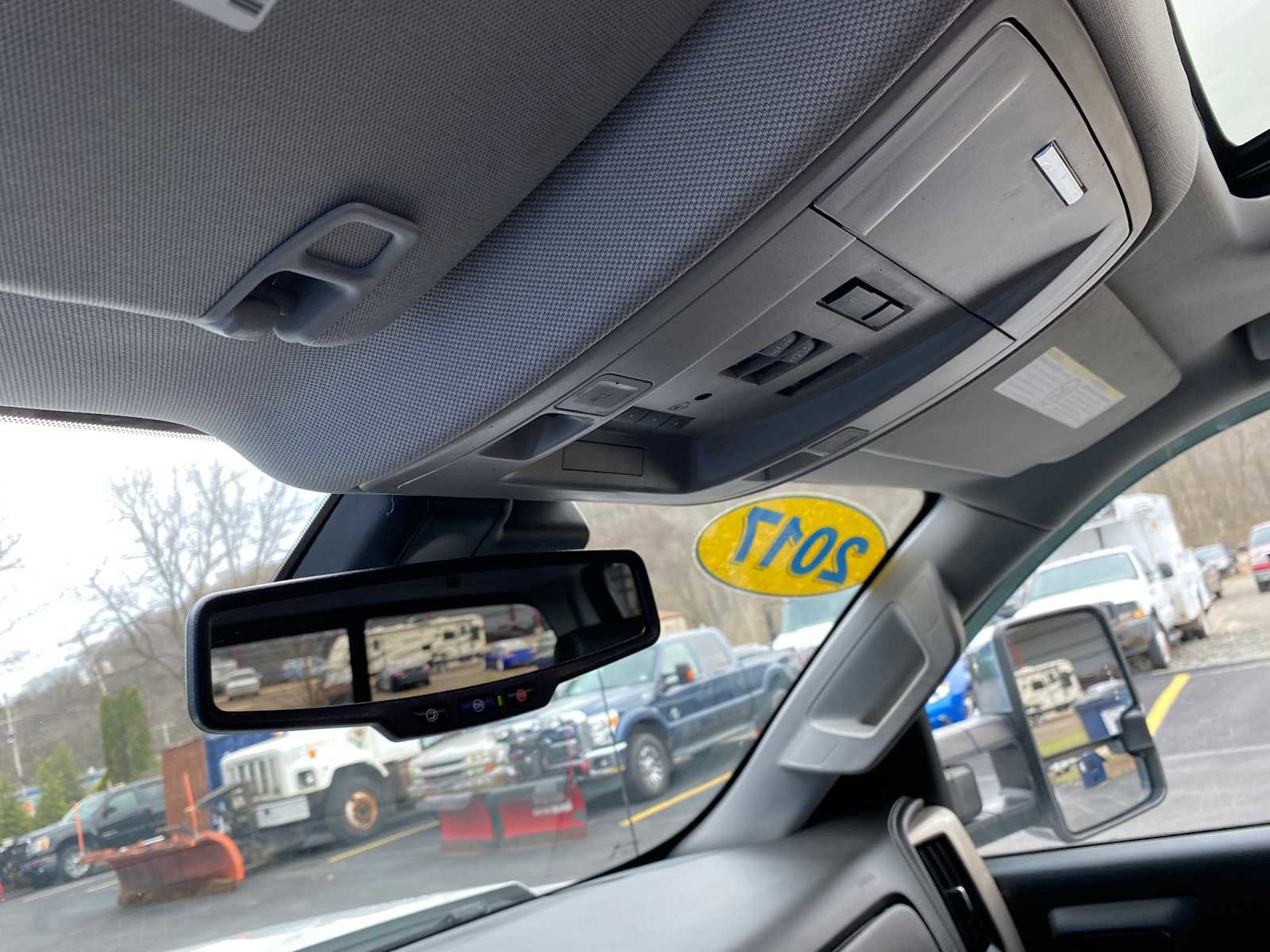 Used 2017 GMC Sierra 3500 Denali w/ Duramax Plus Package image 27