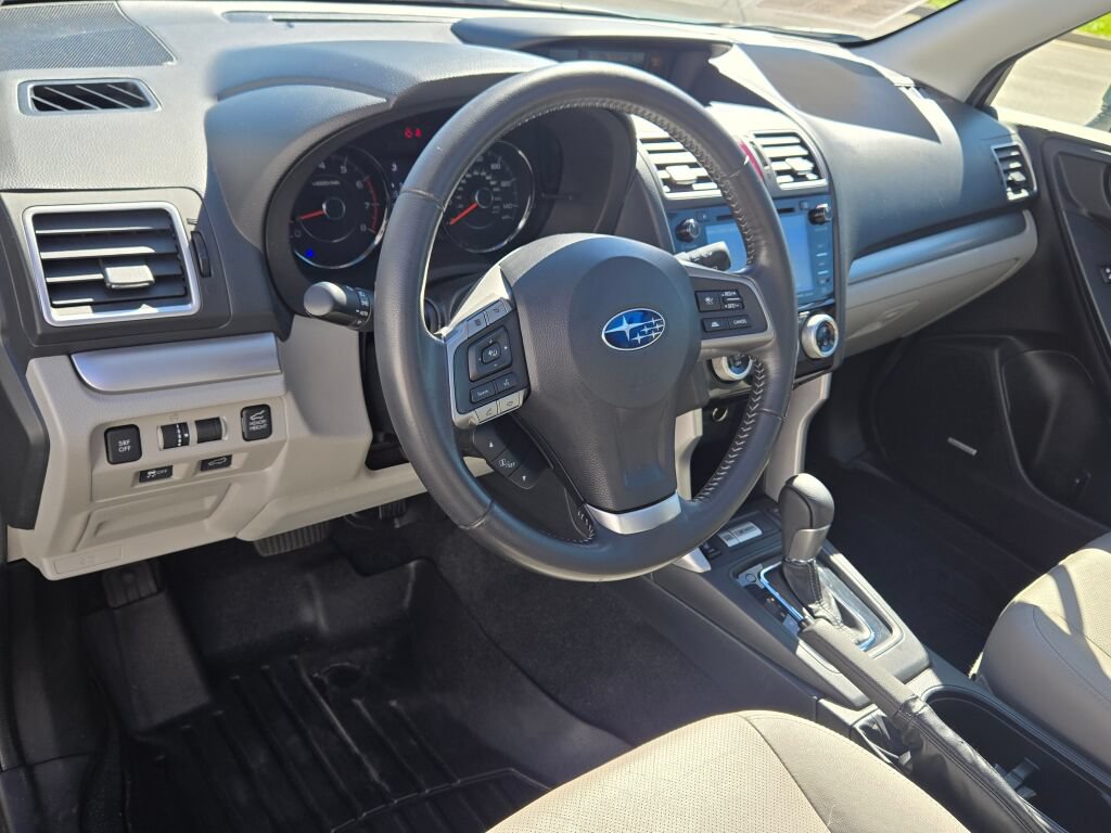 Used 2016 Subaru Forester 2.5i Touring w/ Eyesight & Navigation System AWD/4WD image 22