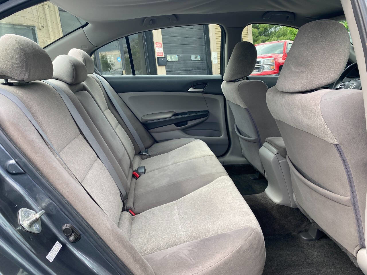 Used 2010 Honda Accord LX image 25