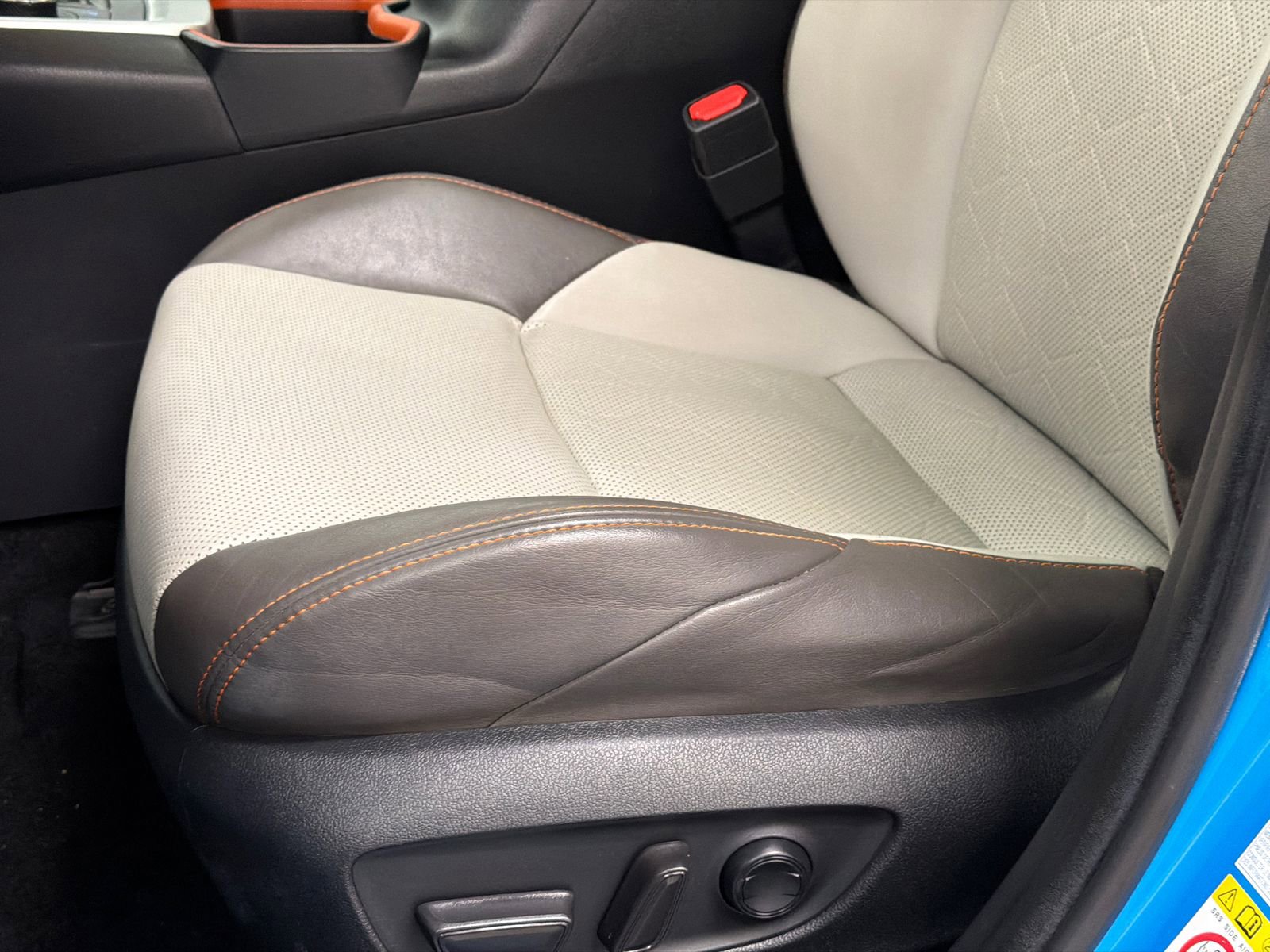 Used 2019 Toyota RAV4 Adventure w/ Cold Weather Package image 15