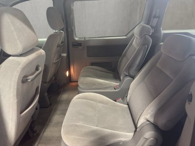 Used 2005 Ford Freestar SEL FWD image 3