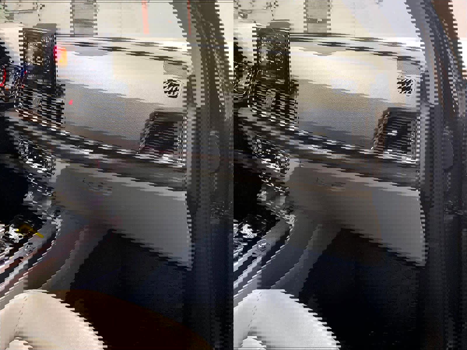 Used 2021 Audi Q5 Premium w/ Convenience Package image 16