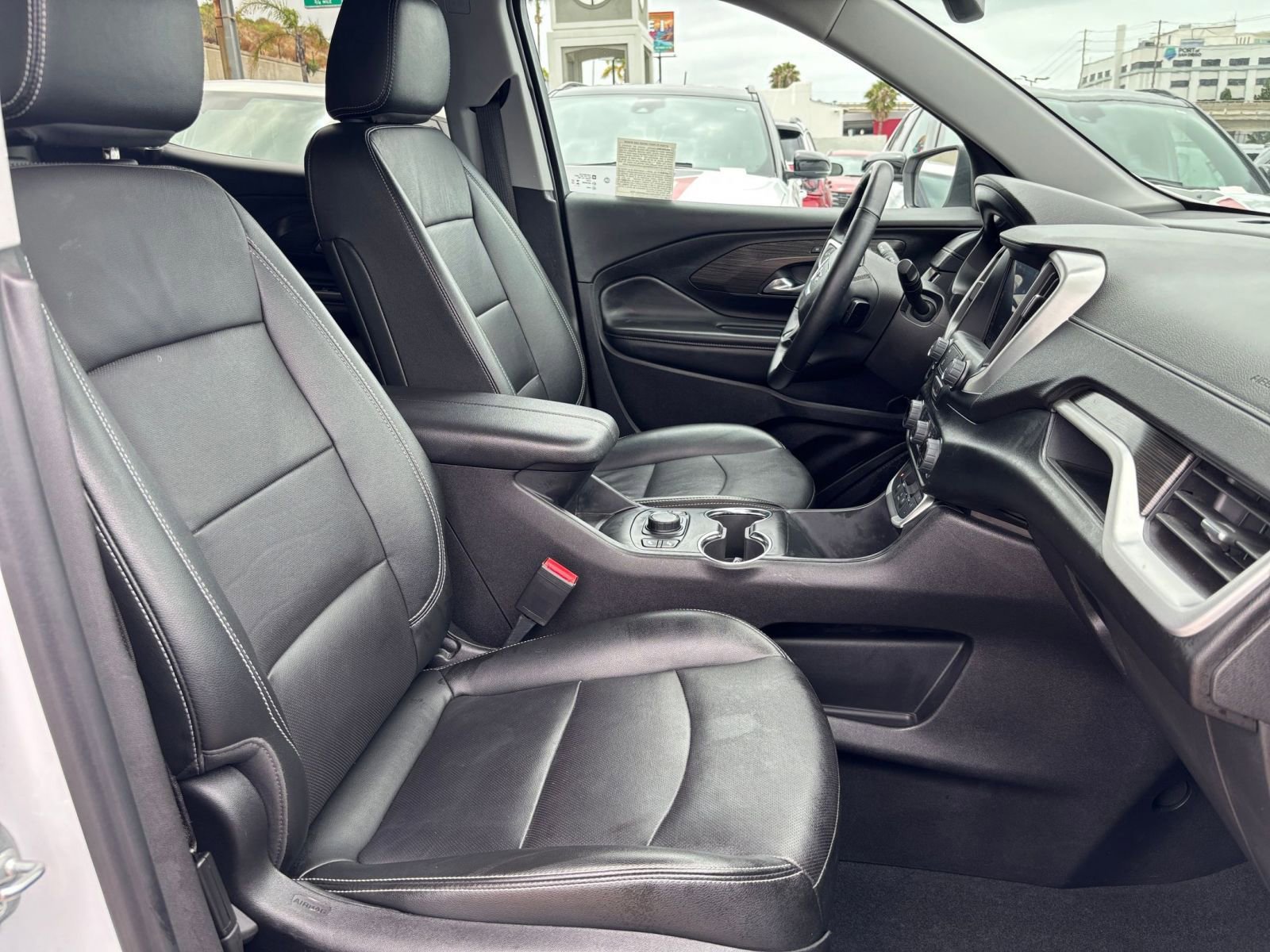 Used 2024 GMC Terrain SLT AWD/4WD image 38