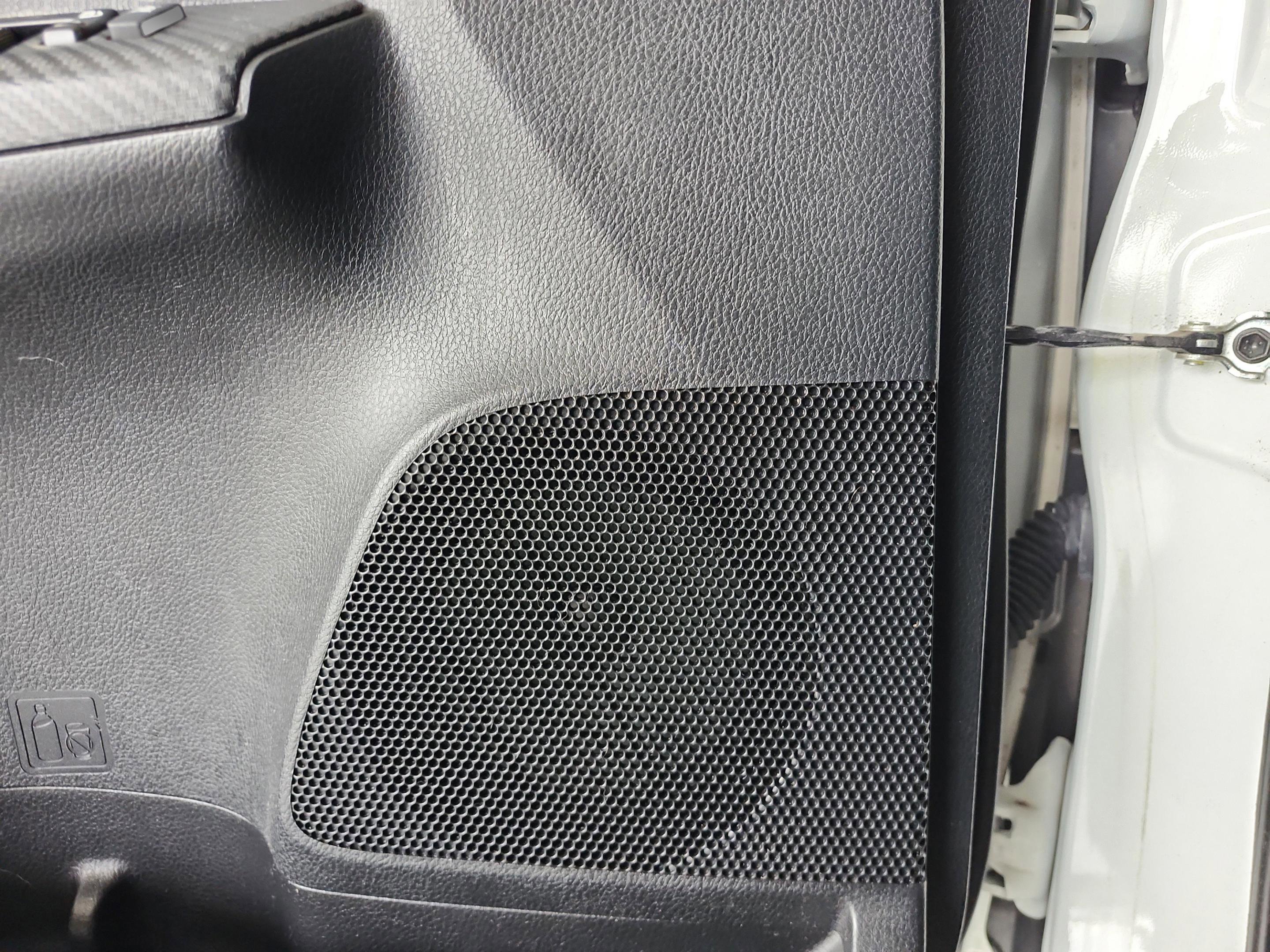Used 2015 Toyota RAV4 XLE FWD image 20