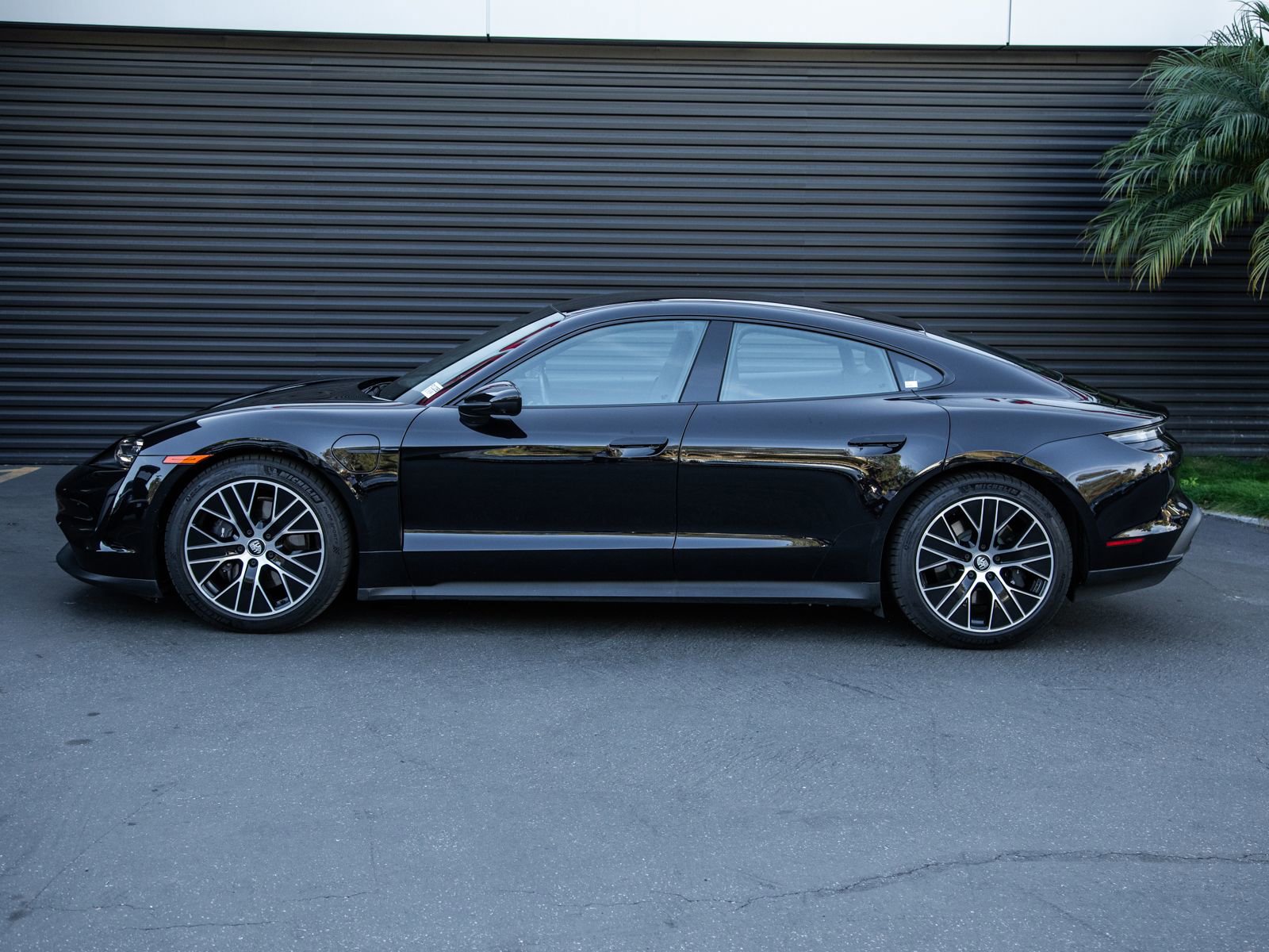 Certified 2024 Porsche Taycan image 2