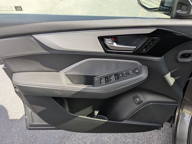 Certified 2025 Acura MDX SH-AWD image 32