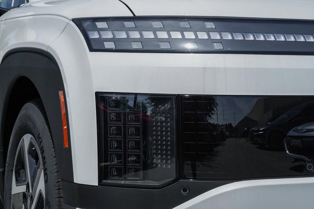 New 2026 Hyundai Ioniq 9 SE image 11