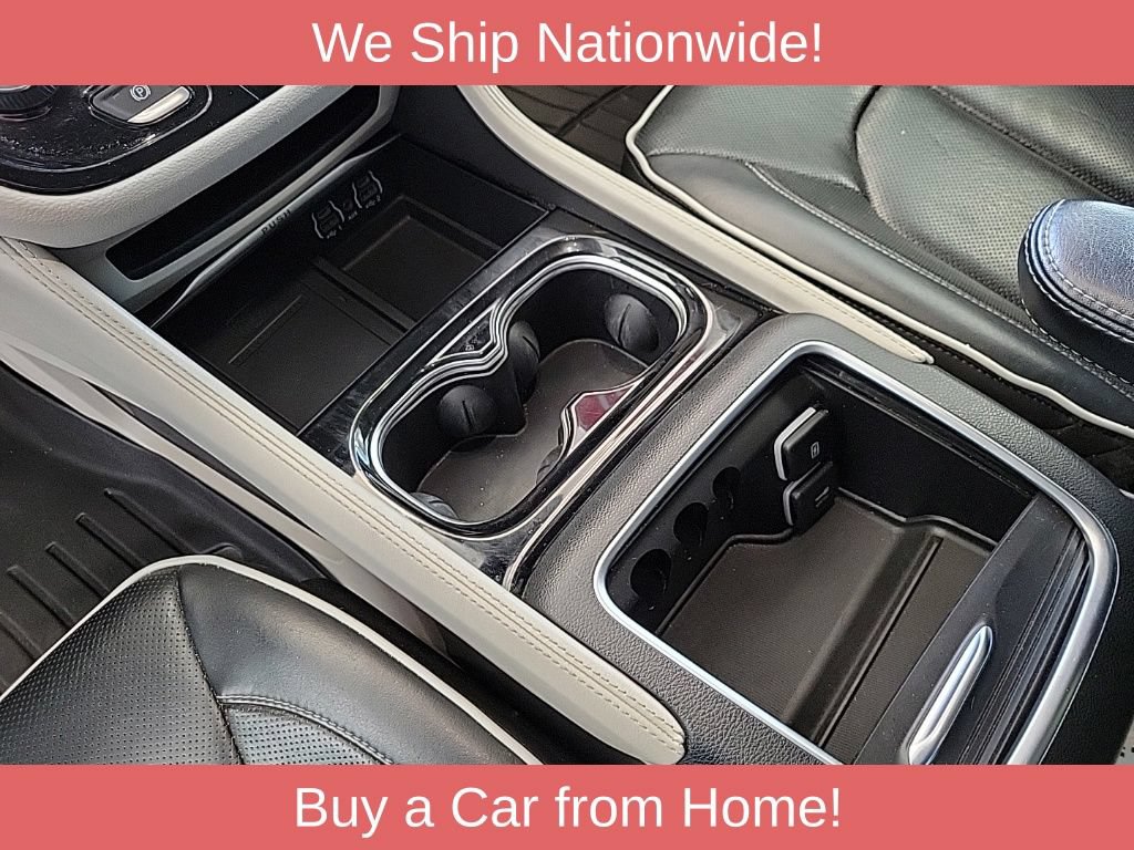 Used 2021 Chrysler Pacifica Limited AWD/4WD image 9