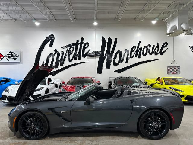 Used 2017 Chevrolet Corvette Stingray Convertible w/ Z51 1L RWD image 2