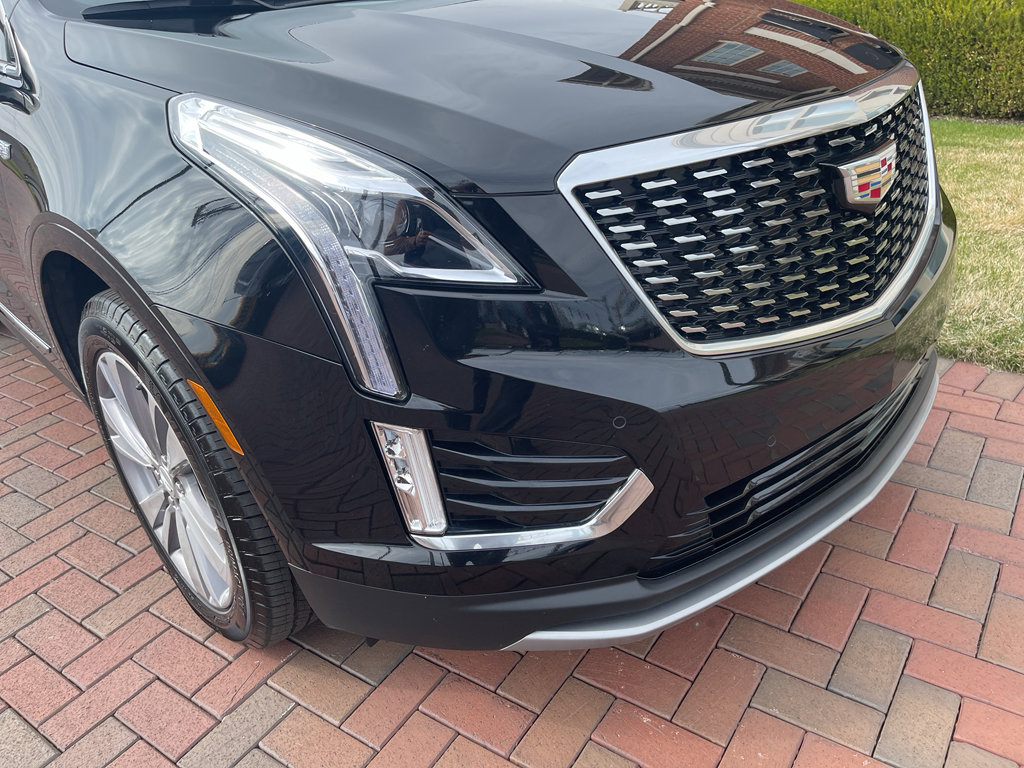 Used 2025 Cadillac XT5 Premium Luxury AWD/4WD image 4