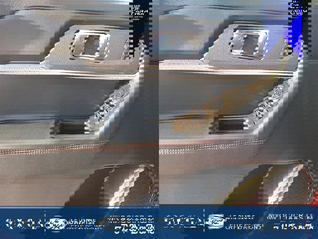 Certified 2025 Ford Explorer ST-Line image 13