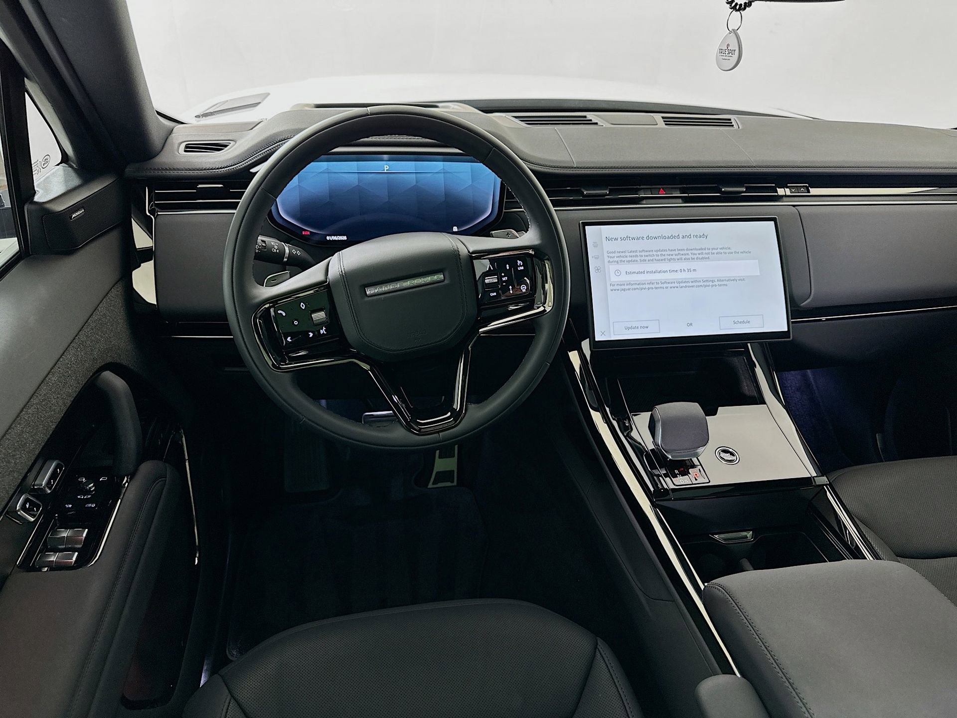 Used 2025 Land Rover Range Rover Sport Dynamic SE image 24
