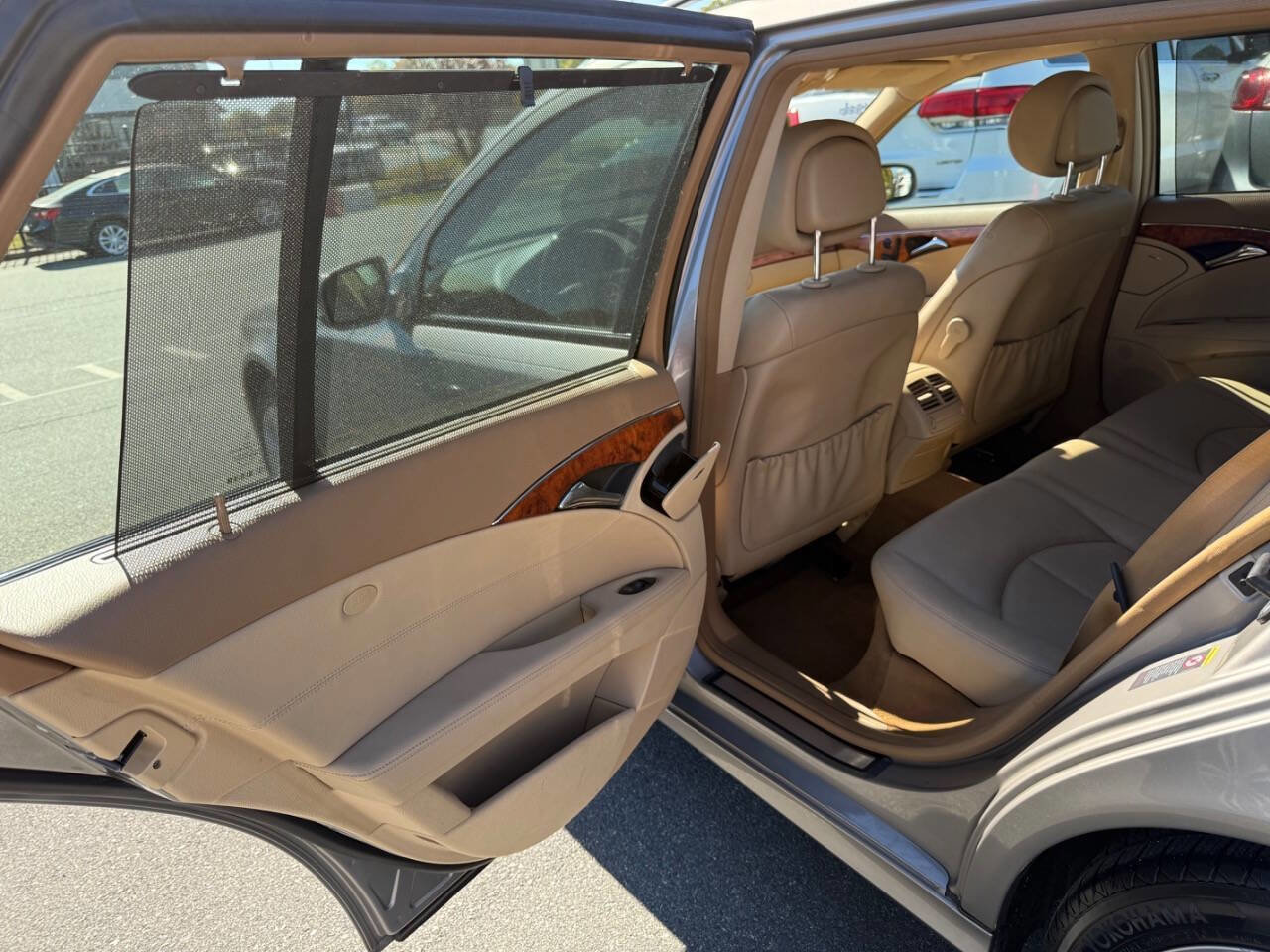 Used 2008 Mercedes-Benz E 350 4MATIC Wagon w/ Premium Pkg 2 image 12