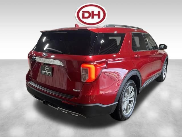 Used 2020 Ford Explorer XLT w/ Equipment Group 202A AWD/4WD image 11