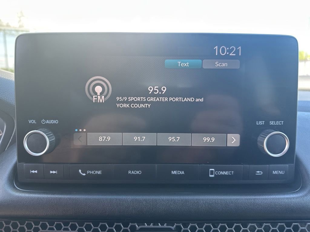 Used 2025 Honda HR-V Sport image 22