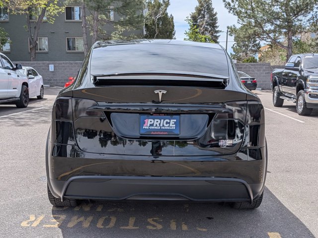 Used 2022 Tesla Model X Plaid image 6