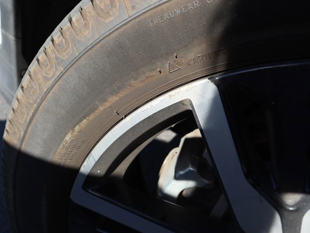 Used 2020 Honda Pilot Touring image 35