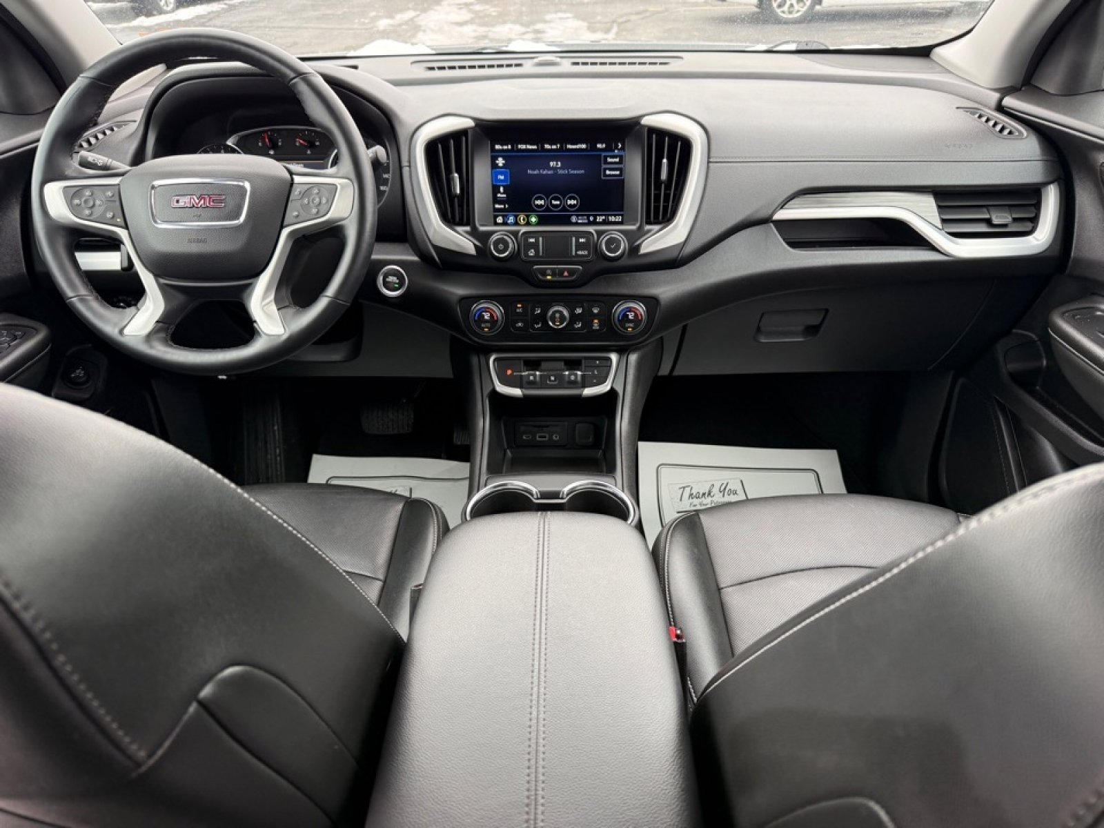 Used 2024 GMC Terrain SLT image 20