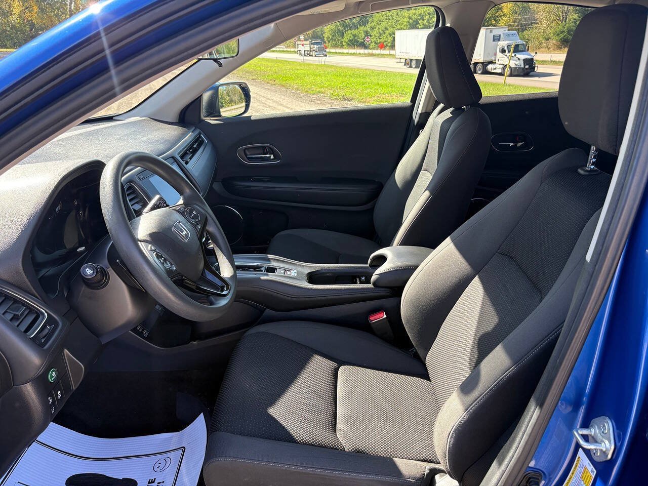 Used 2022 Honda HR-V EX image 13