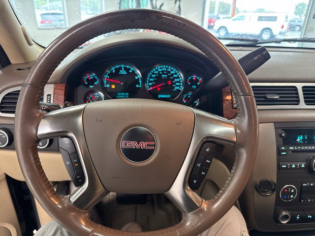 Used 2007 GMC Yukon SLT w/ SLT Preferred Equipment Group AWD/4WD image 34