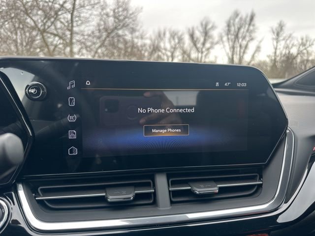 New 2026 Chevrolet Trax RS w/ Sunroof Package image 19