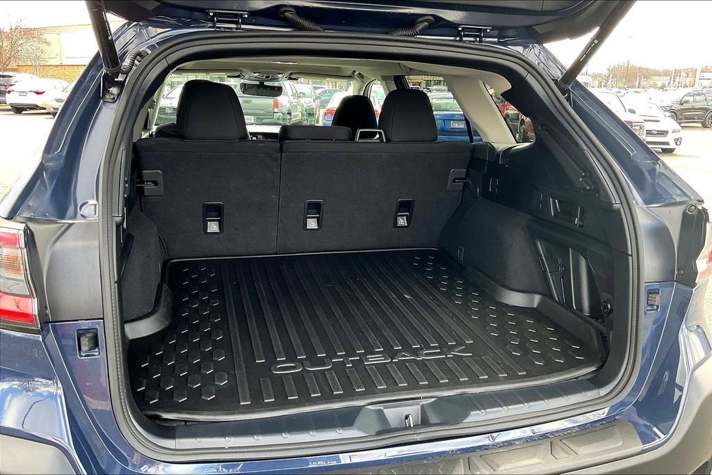 Certified 2024 Subaru Outback Premium w/ Popular Package #1A image 31