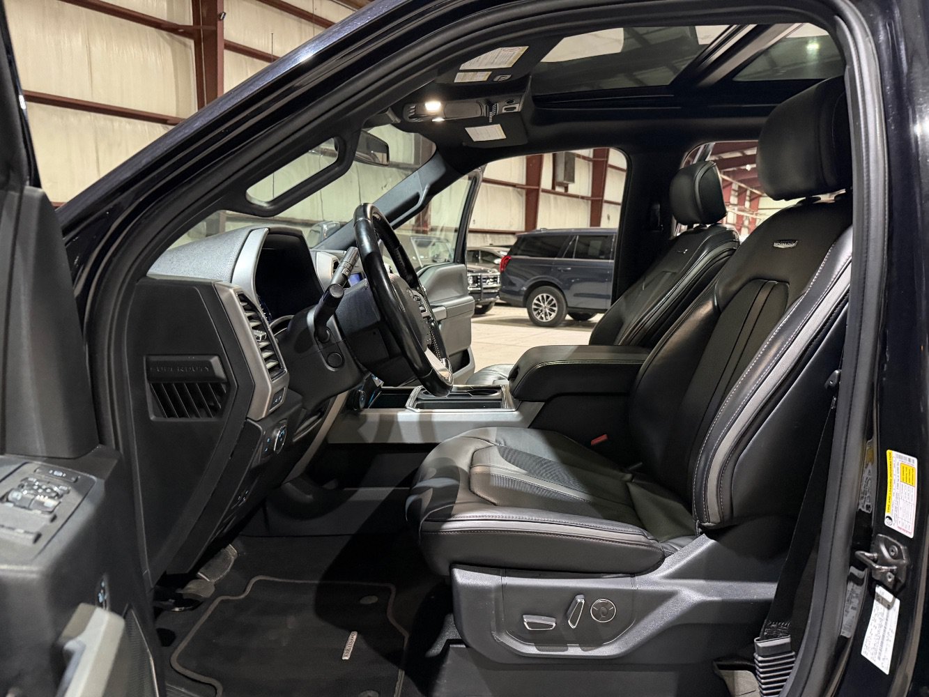 Used 2020 Ford F350 Platinum AWD/4WD image 13