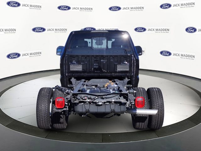 New 2025 Ford F350 XL w/ XL Chrome Package image 4