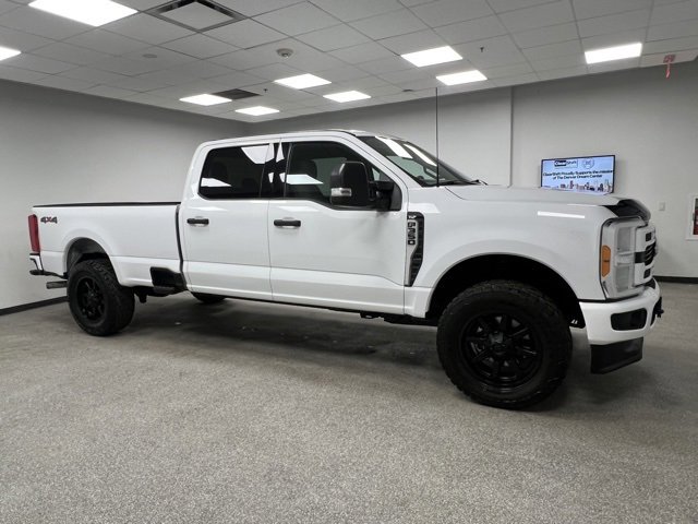 Used 2023 Ford F350 XLT image 13