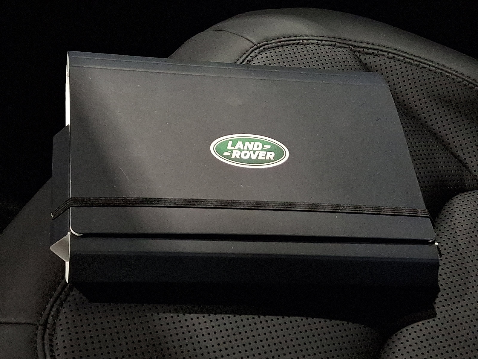 Certified 2025 Land Rover Defender 110 S image 24