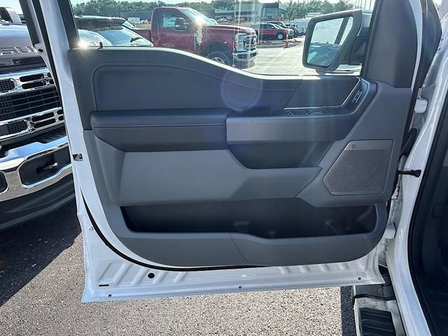 New 2025 Ford F150 XLT w/ Equipment Group 303A High image 16