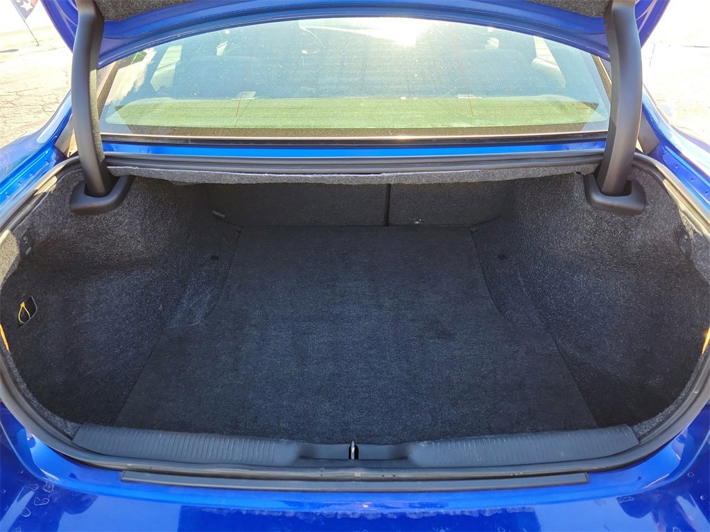 Used 2018 Dodge Charger SXT Plus w/ Blacktop Package image 6