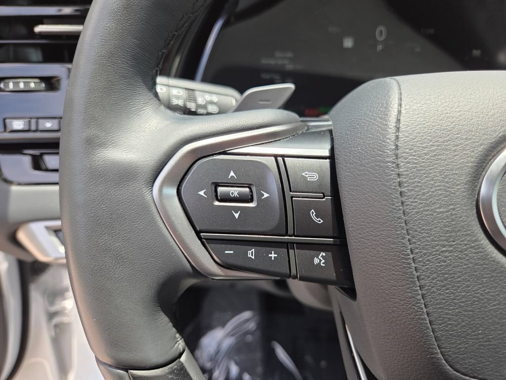 Used 2025 Lexus RX 350h w/ Accessory Package (Z1) AWD/4WD image 34