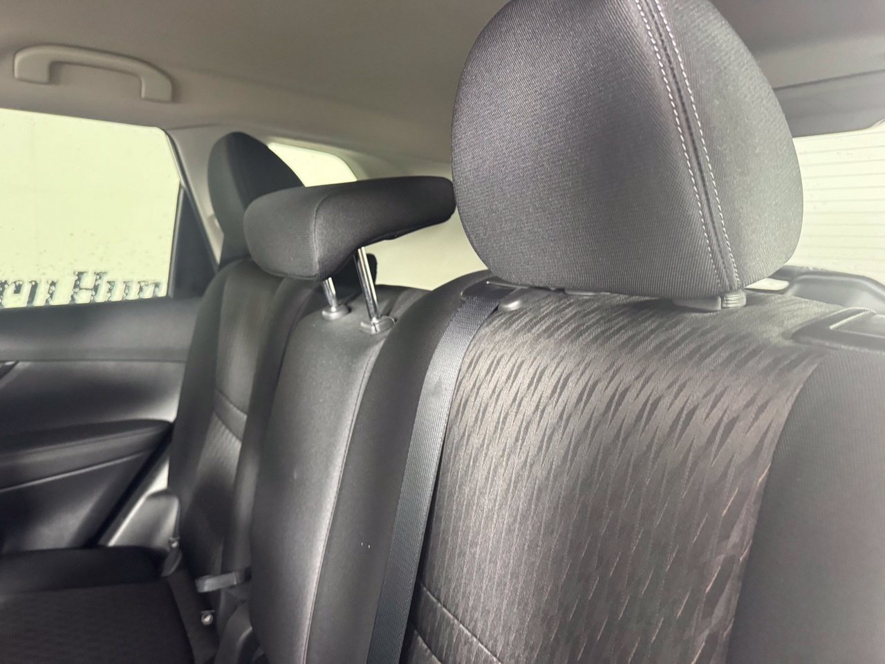 Used 2018 Nissan Rogue SV FWD image 26