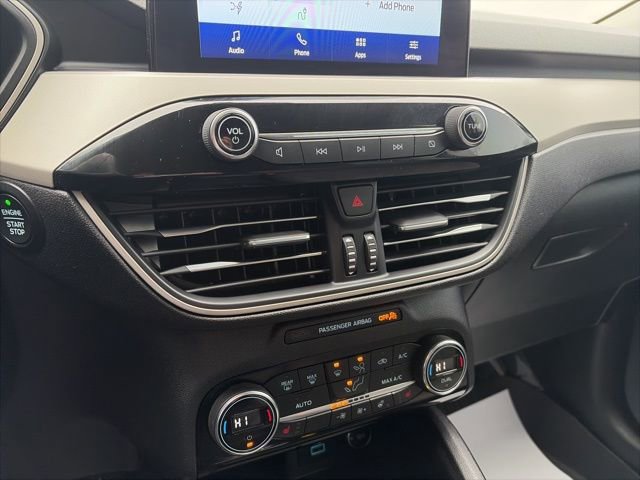 Used 2021 Ford Escape SE w/ Cold Weather Package FWD image 15