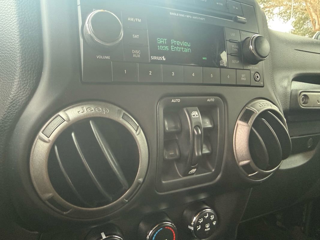 Used 2014 Jeep Wrangler Unlimited Sport w/ Quick Order Package 24S image 9