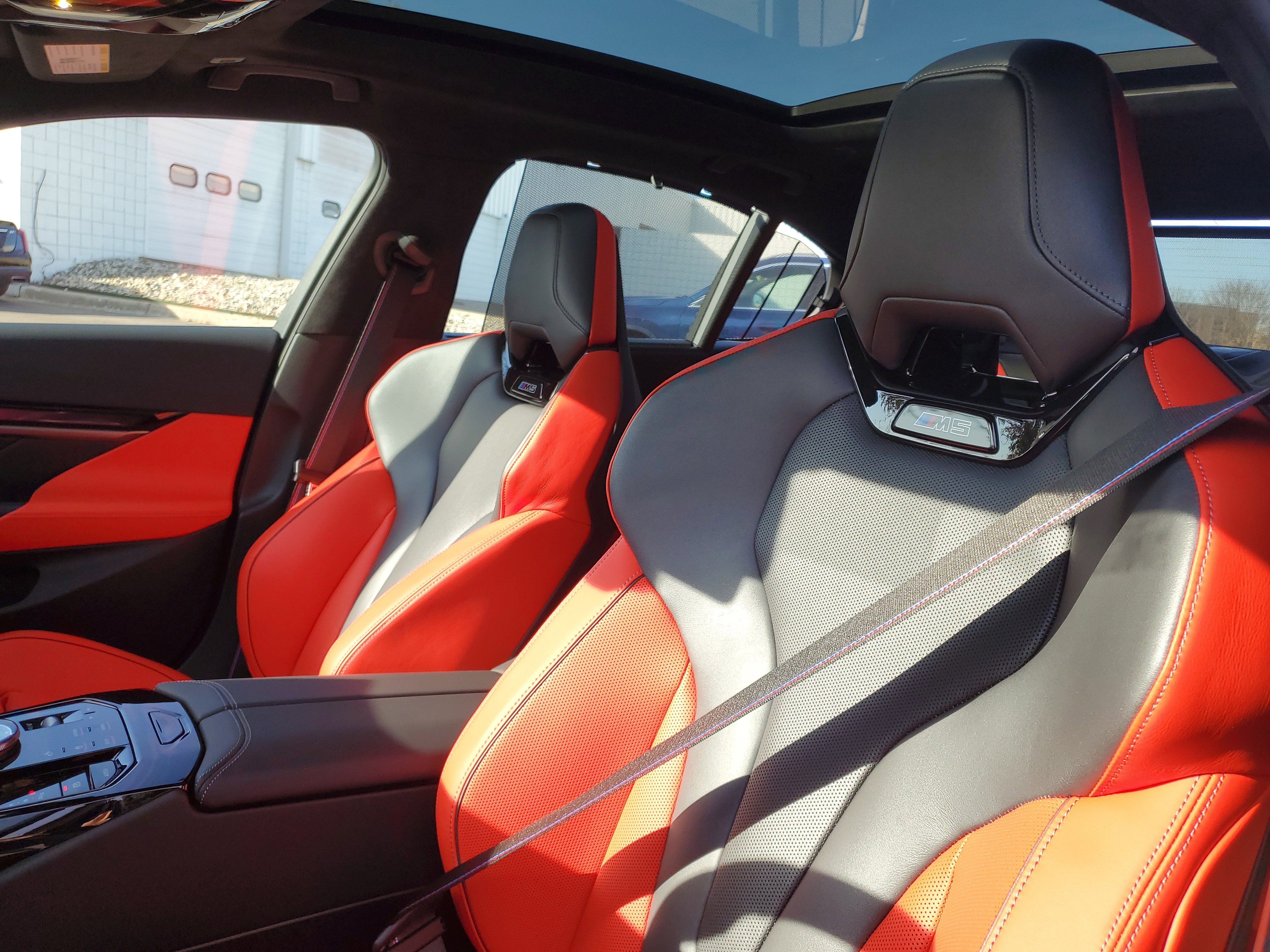 New 2026 BMW M5 w/ Executive Package image 8