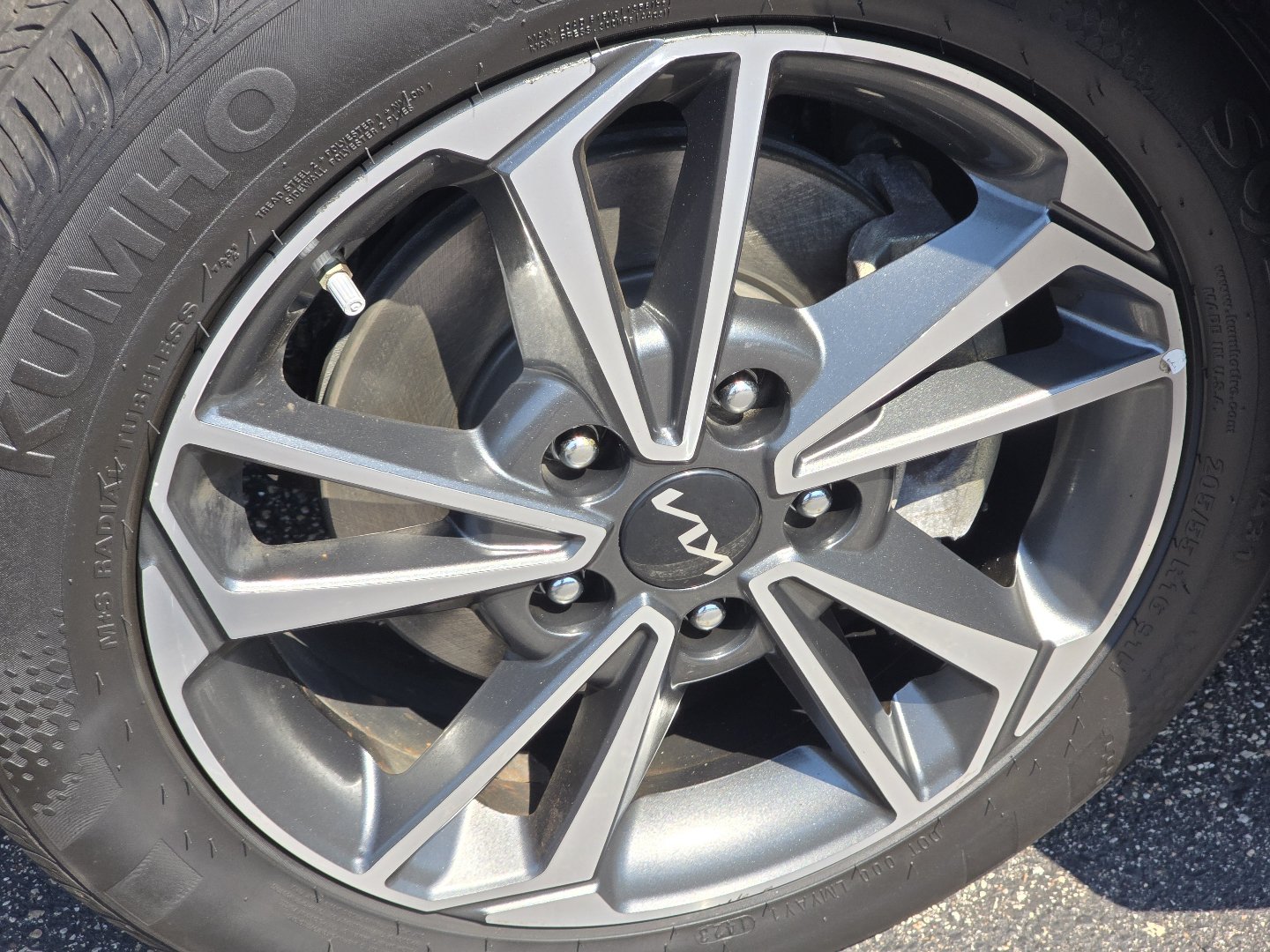 Used 2023 Kia Forte LXS FWD image 15