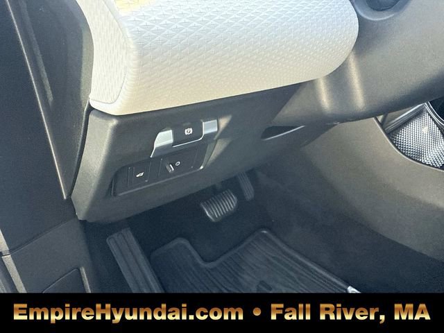 Used 2020 Land Rover Range Rover Evoque S image 21