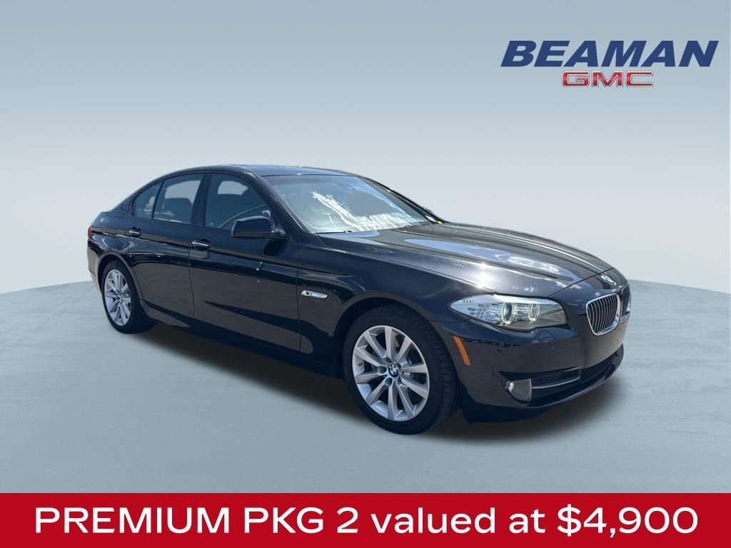 Used 2011 BMW 528i Sedan image 1